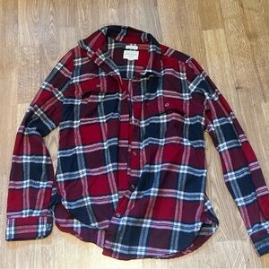 American Eagle Outfitters Red and Blue Plaid Shirt